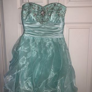 Short turquoise dress
